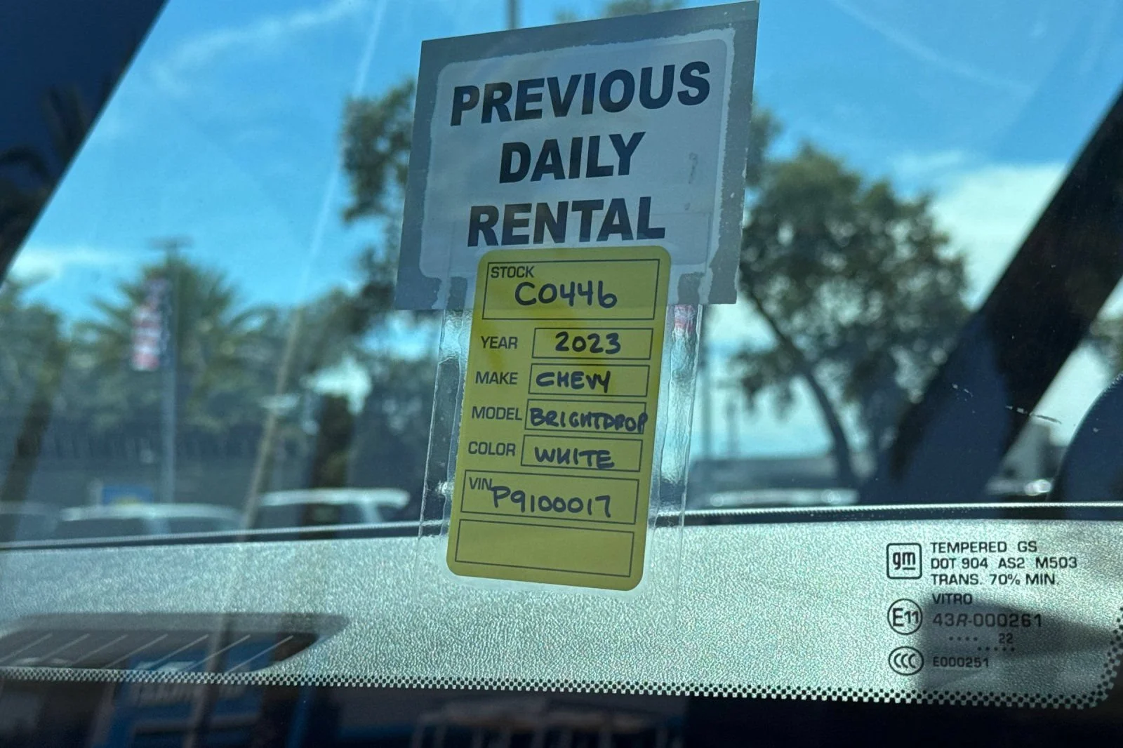 Used 2023 Oyster White BrightDrop EJY image 32