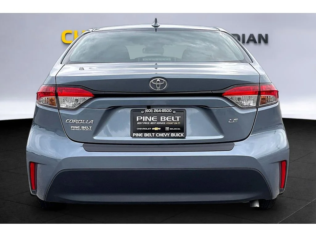 Used 2024  Toyota LE image 4