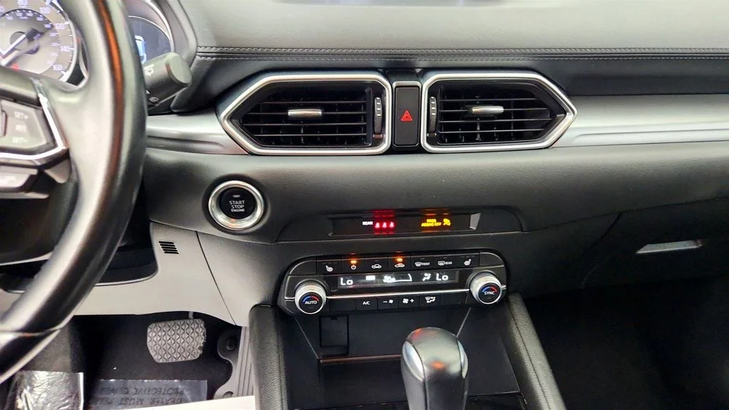 Used 2020 Deep Crystal Blue Mica Mazda Touring FWD image 17