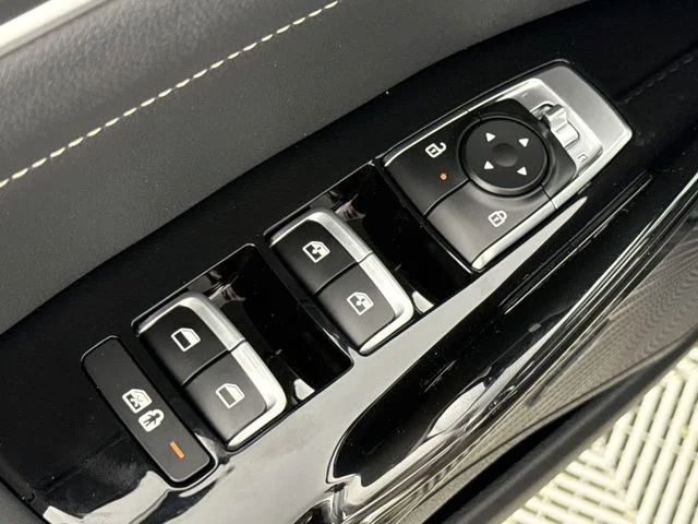 New 2026 Aurora Black Pearl Kia GT-Line AWD image 13