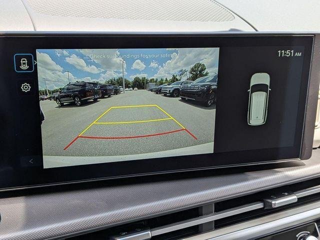 New 2026 White Hyundai SE image 10