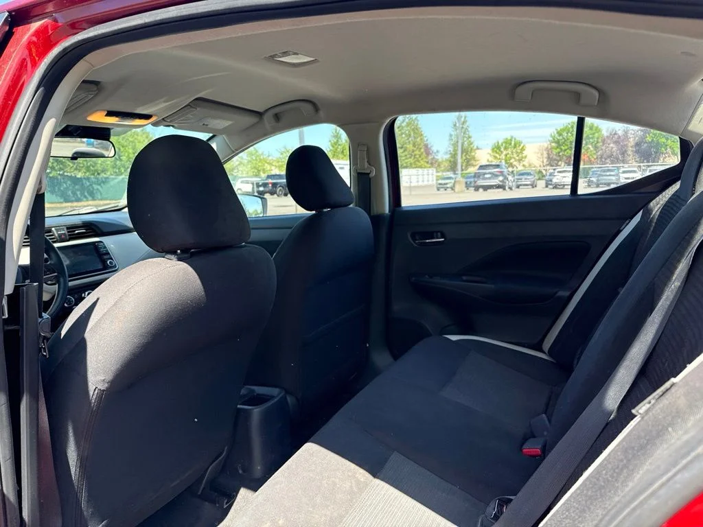 Used 2021 Pearl Metallic Nissan 1.6 SV image 17