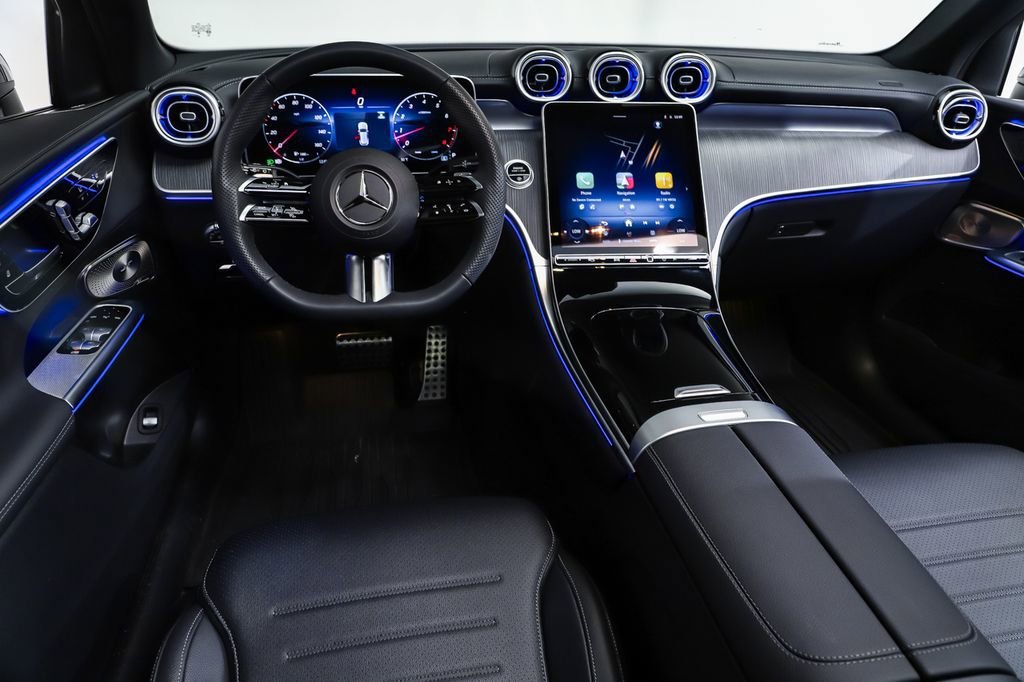 New 2026 Black Mercedes-Benz GLC 300 image 22