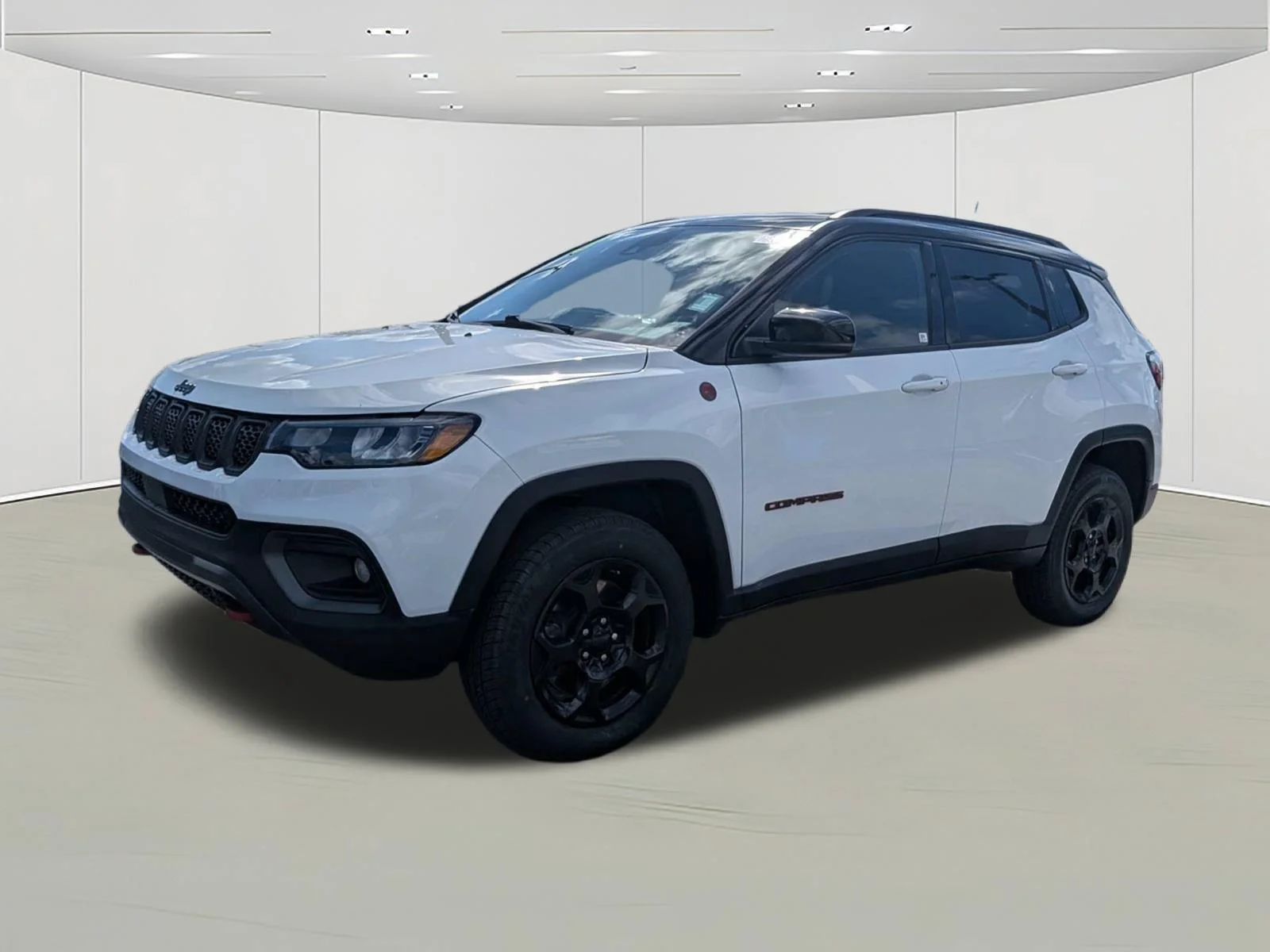 Used 2023 White Jeep Trailhawk image 7
