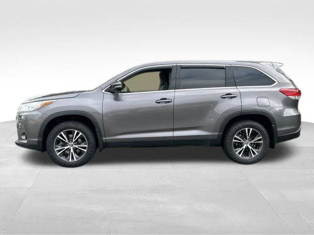Used 2019 Gray Toyota LE image 2