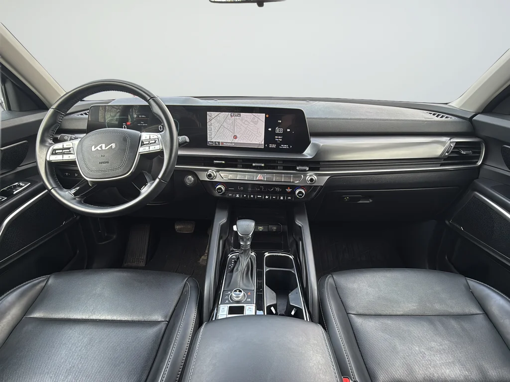 Used 2024 Black Kia LX image 21