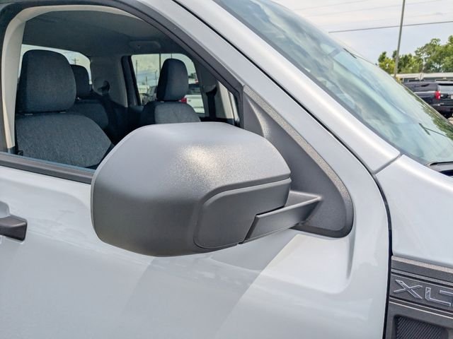 New 2026 Space White Metallic Ford XLT image 12