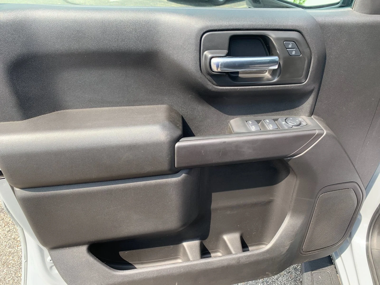 Used 2025 Slate Gray Metallic Chevrolet Custom Trail Boss image 11