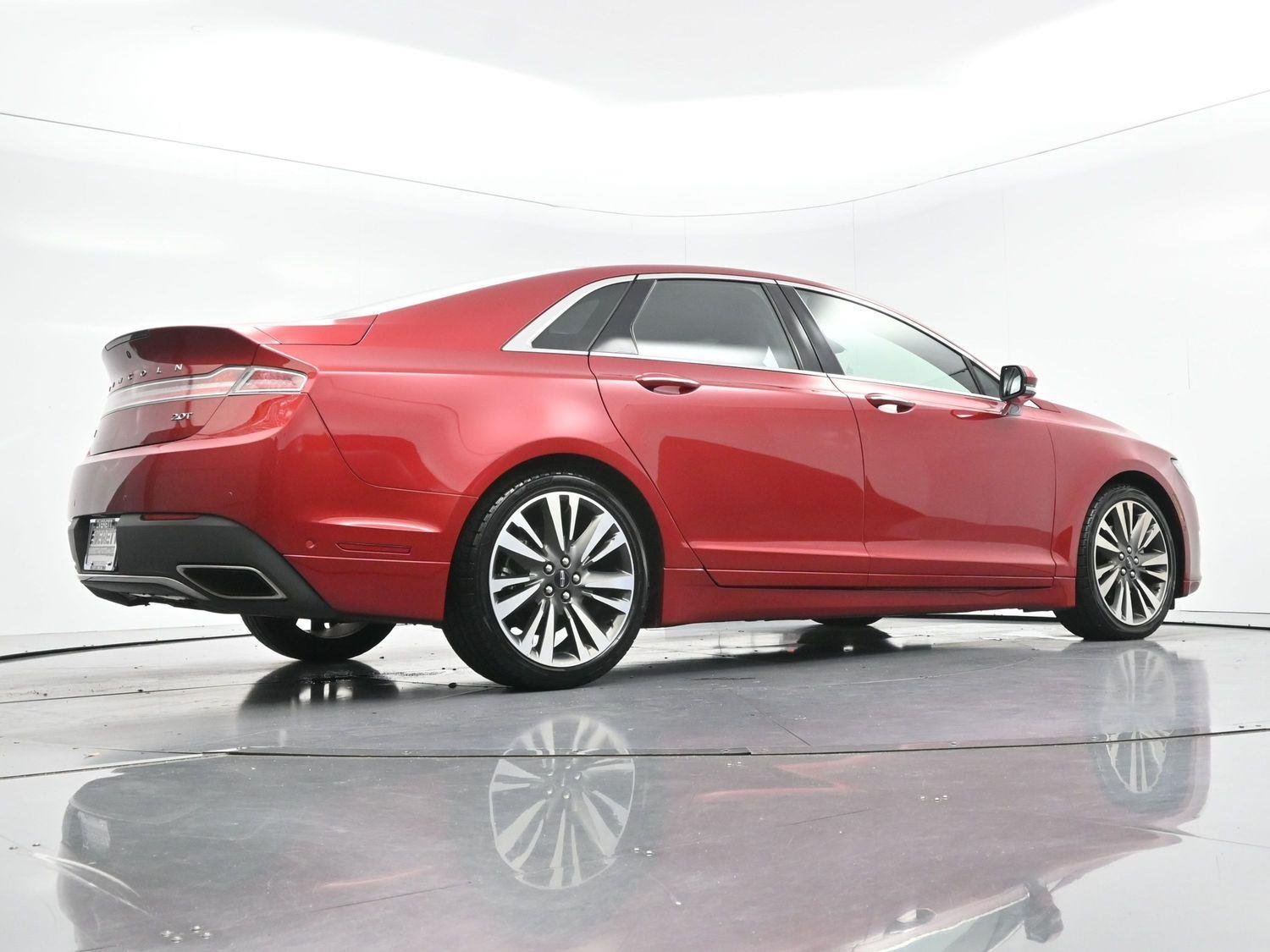 Used 2020 Red Carpet Metallic Tinted Clearcoat Lincoln Reserve image 53