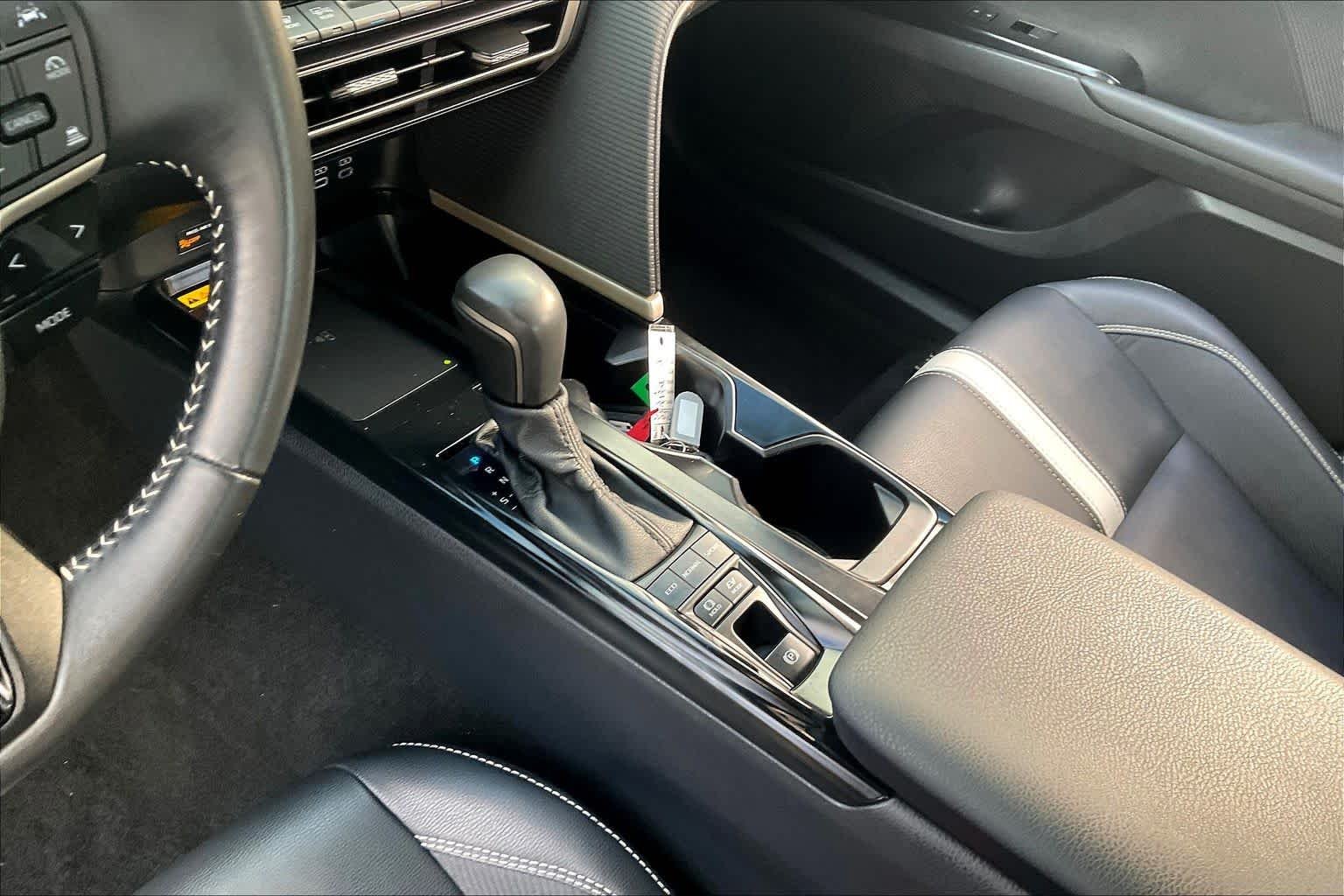 Used 2025 Underground Toyota SE image 16