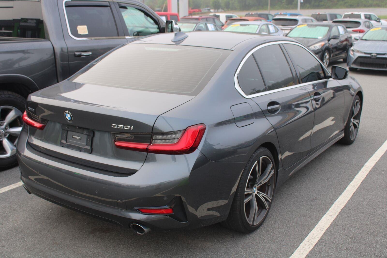 Used 2021 Mineral Gray Metallic BMW 330i xDrive image 6