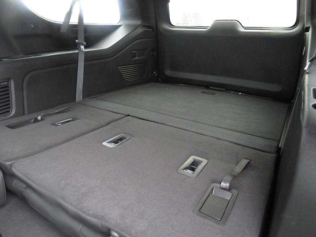 Used 2024 Summit White Chevrolet Z71 image 19
