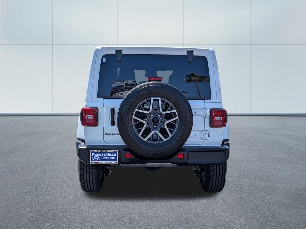 2025 Jeep Wrangler 4-Door Sahara - Photo 6