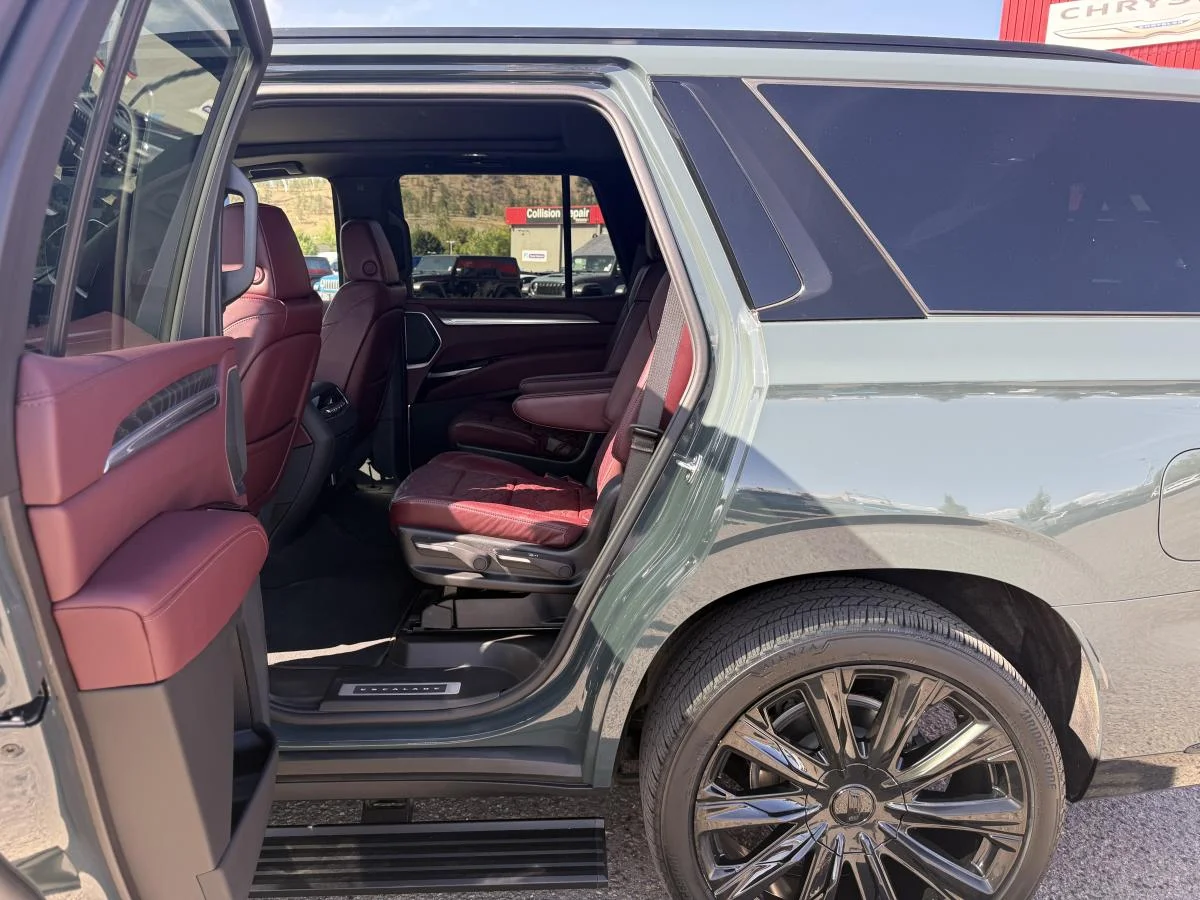 Used 2025 Green Cadillac 4wd Sport image 18