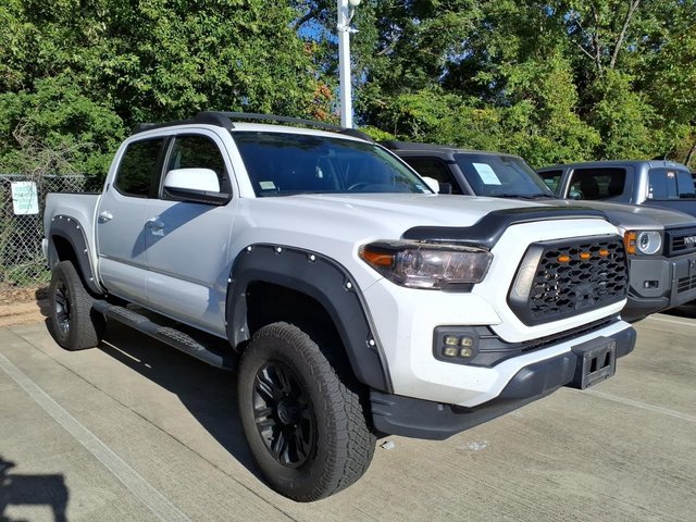 2019 Toyota Tacoma SR