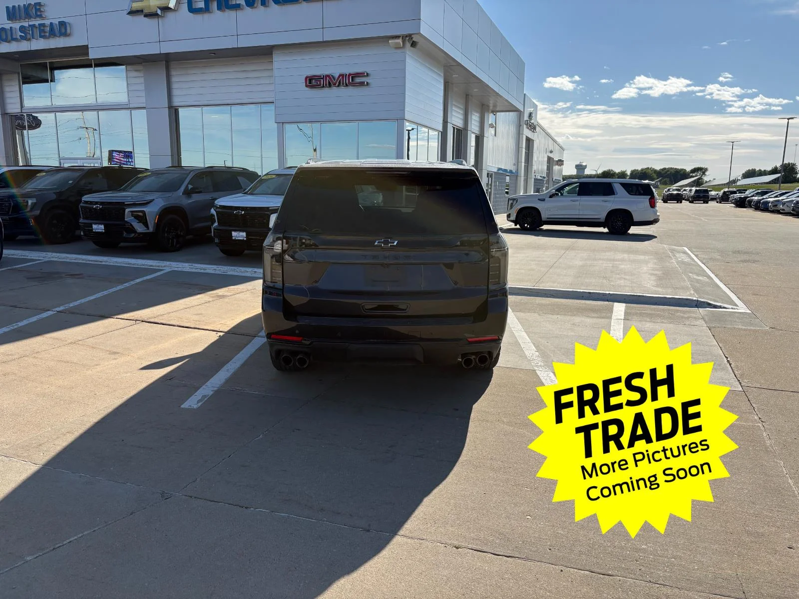 Used 2025 Dark Ash Metallic Chevrolet Z71 image 8