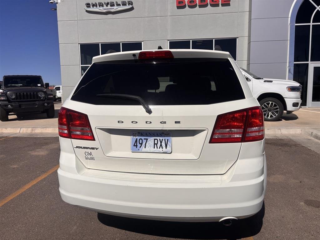 Used 2016 White Dodge SE image 5