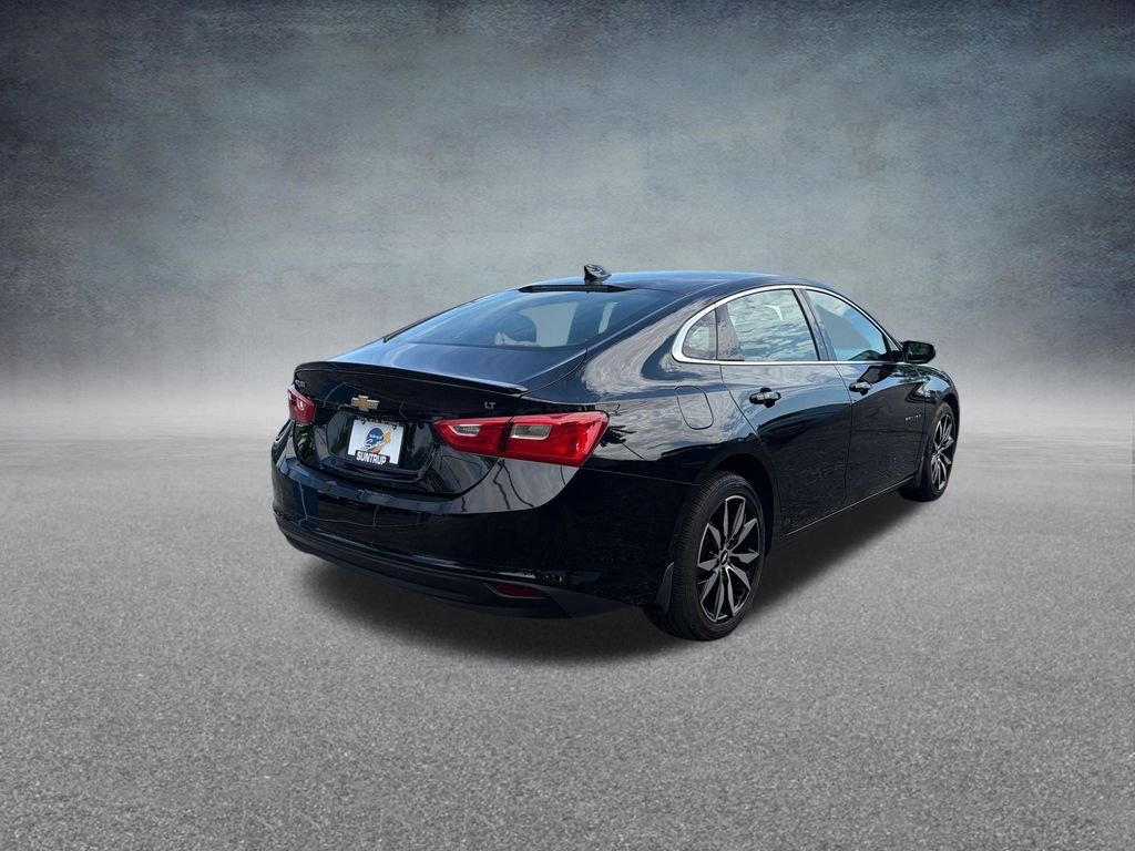 Used 2018 Black Chevrolet LT image 6
