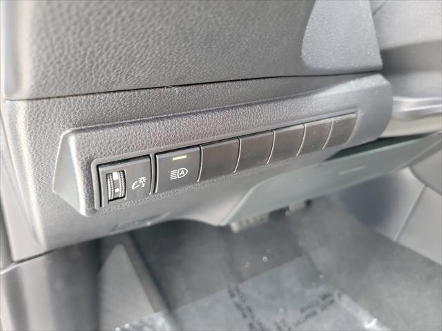 Certified Used 2024 SILVER ME. Toyota  image 26