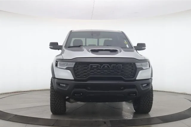 New 2026 Silver Zynith Exterior Paint RAM RHO image 12