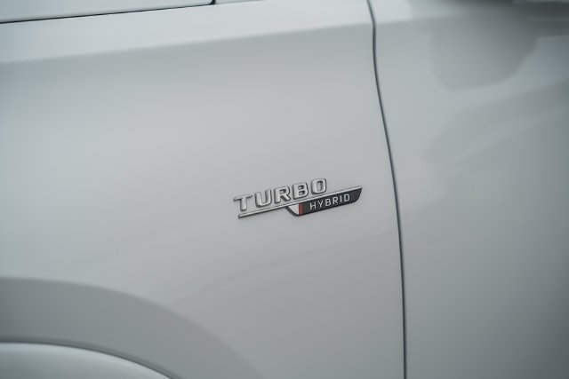 New 2027 Polar White Mercedes-Benz  image 15