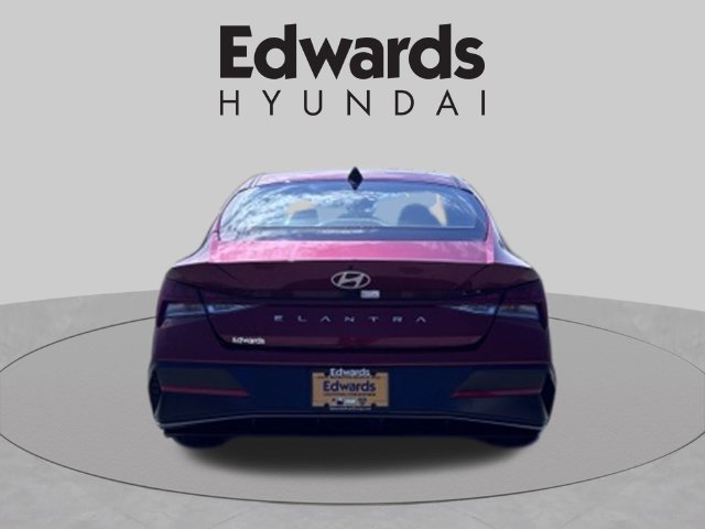 2025 Hyundai Elantra SEL - Photo 7