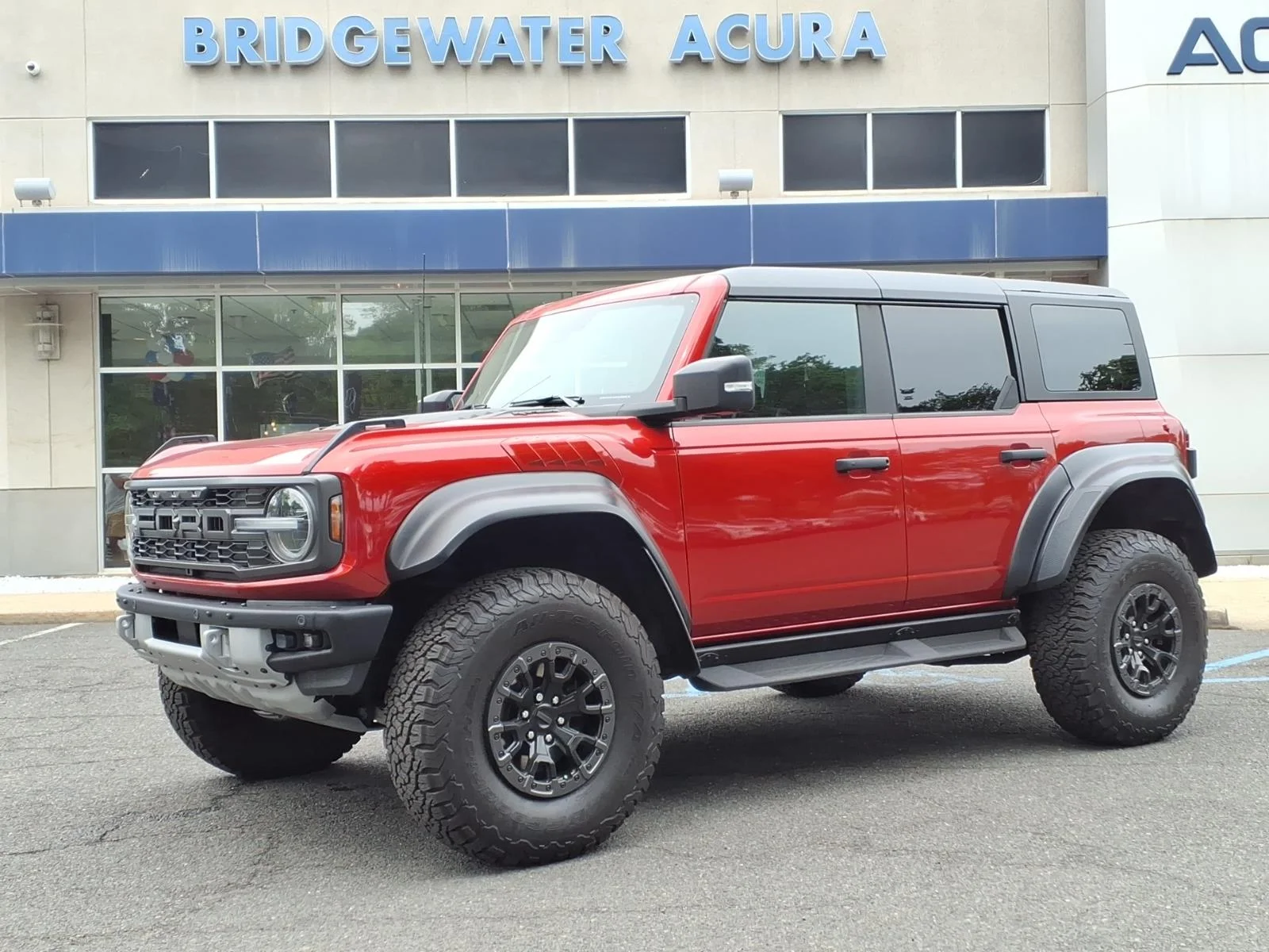 2023 Ford Bronco Raptor 4x4's photo