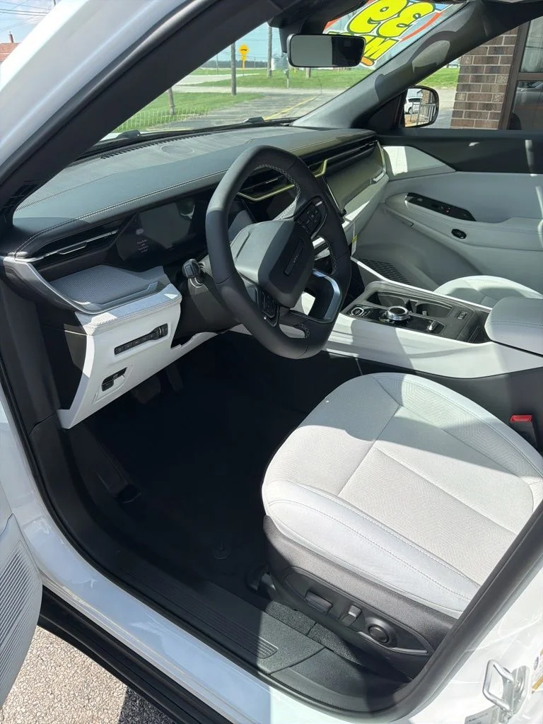 New 2026 White Jeep Laredo image 12