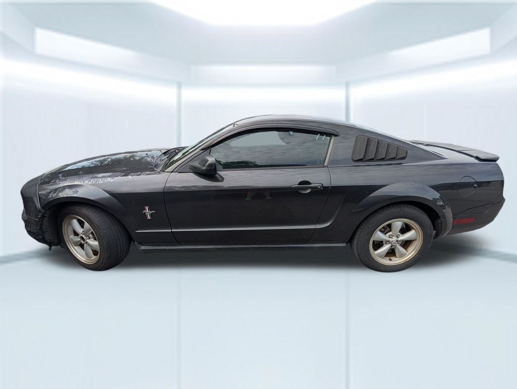 Used 2007 Ford Mustang Deluxe with VIN 1ZVHT80N175367357 for sale in Milton, FL