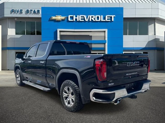 Used 2022 Black GMC SLT image 4
