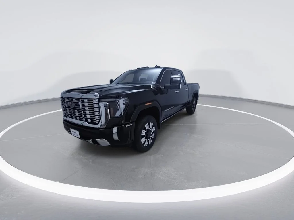 Used 2025 Black GMC Denali image 5
