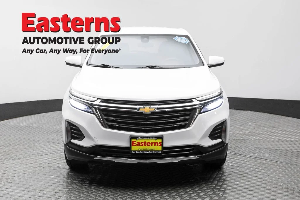 Used 2023 White Chevrolet LT image 2