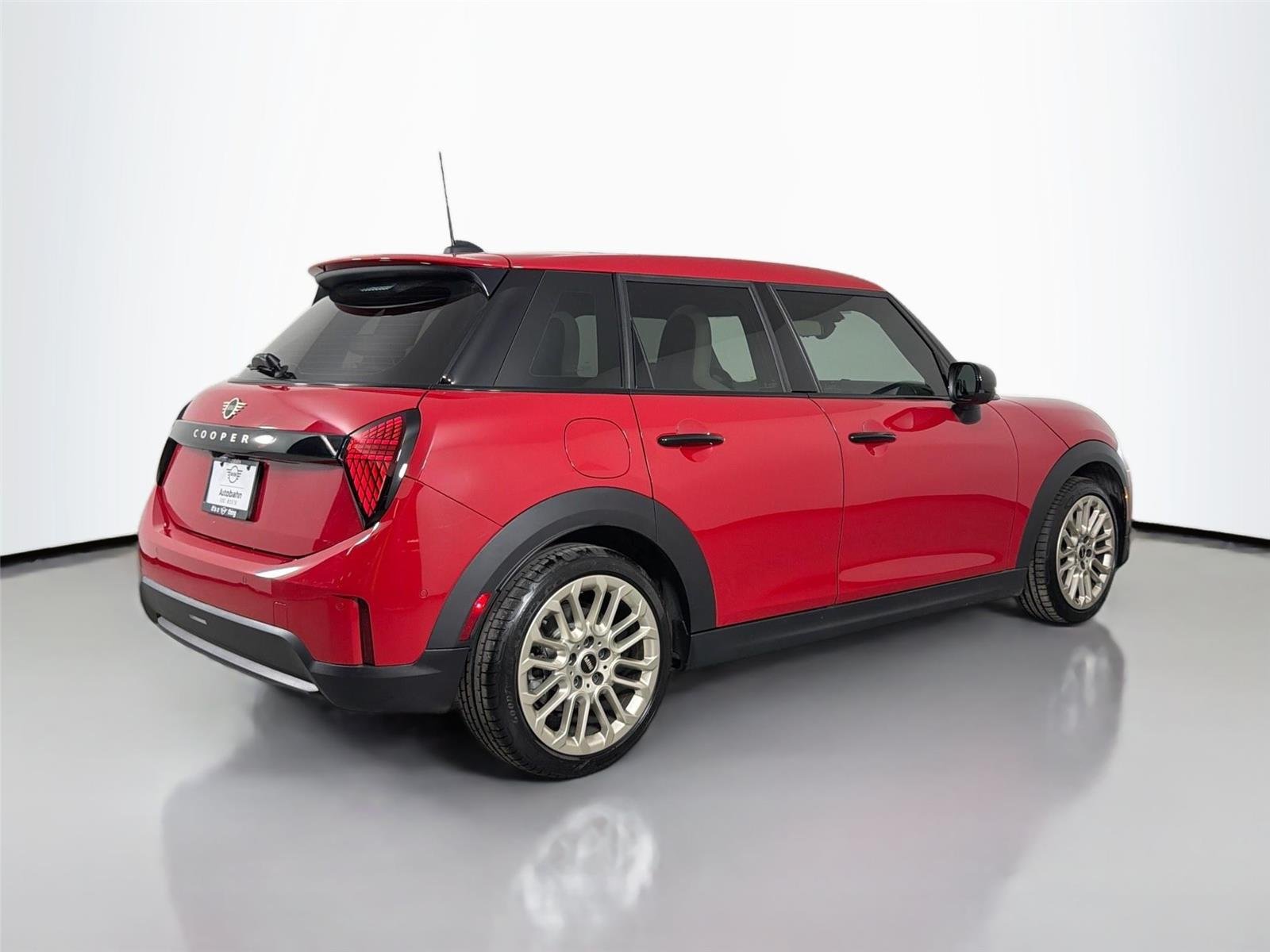 Used 2025 Chili Red II MINI Cooper S image 5