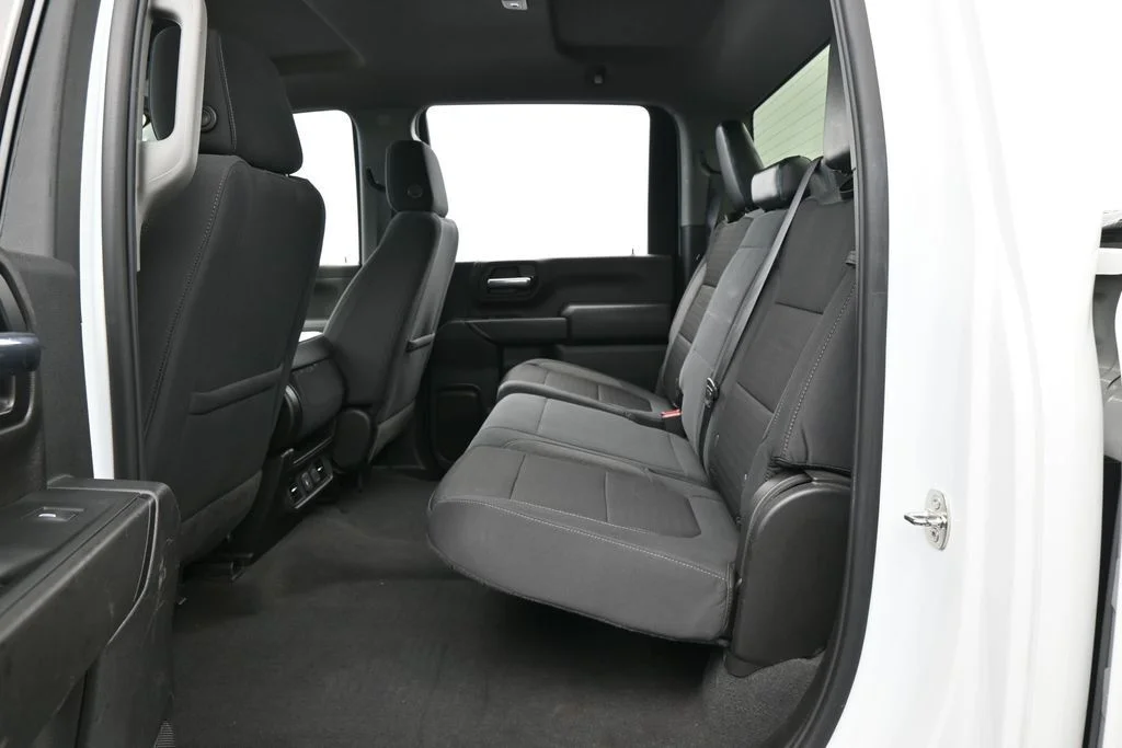 Used 2022 Summit White Chevrolet LT image 28