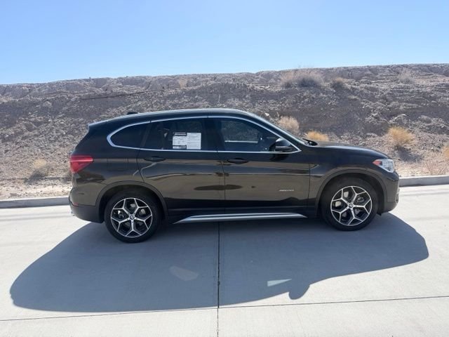 Used 2018 Green BMW xDrive28i image 4