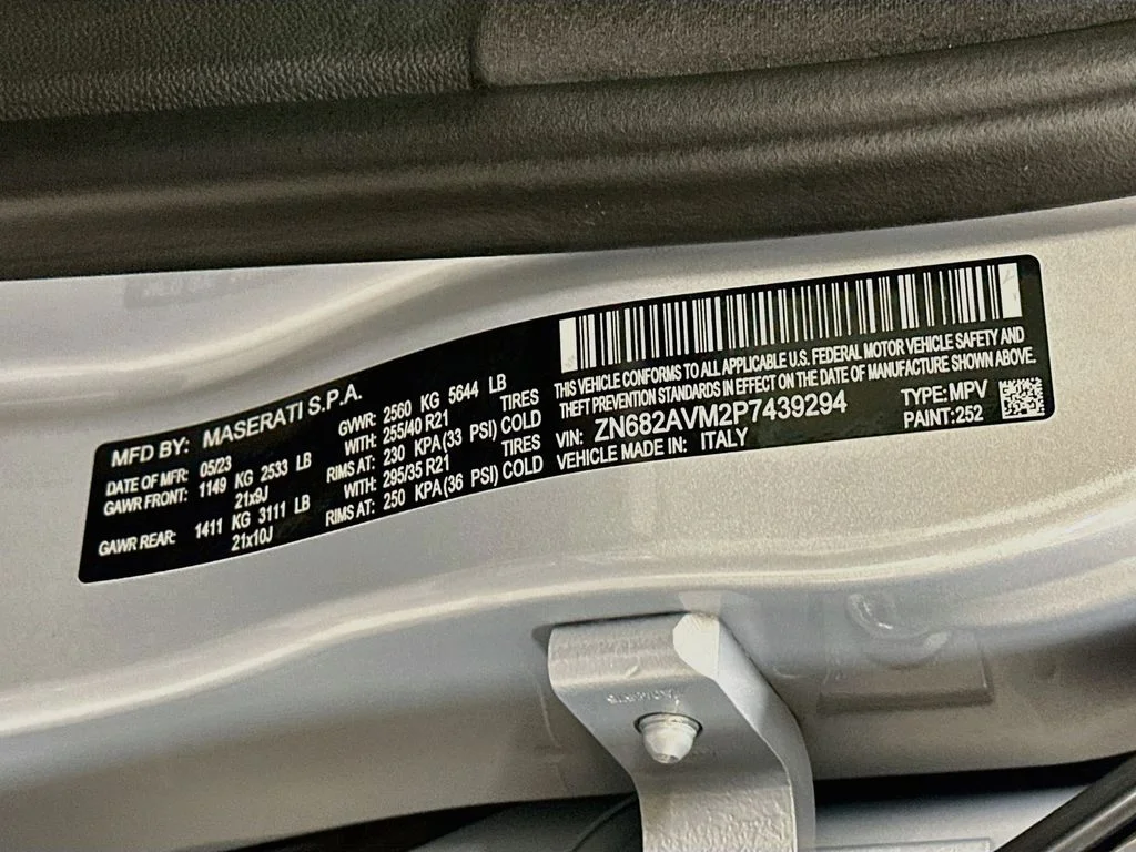 Used 2023  Maserati Modena image 35