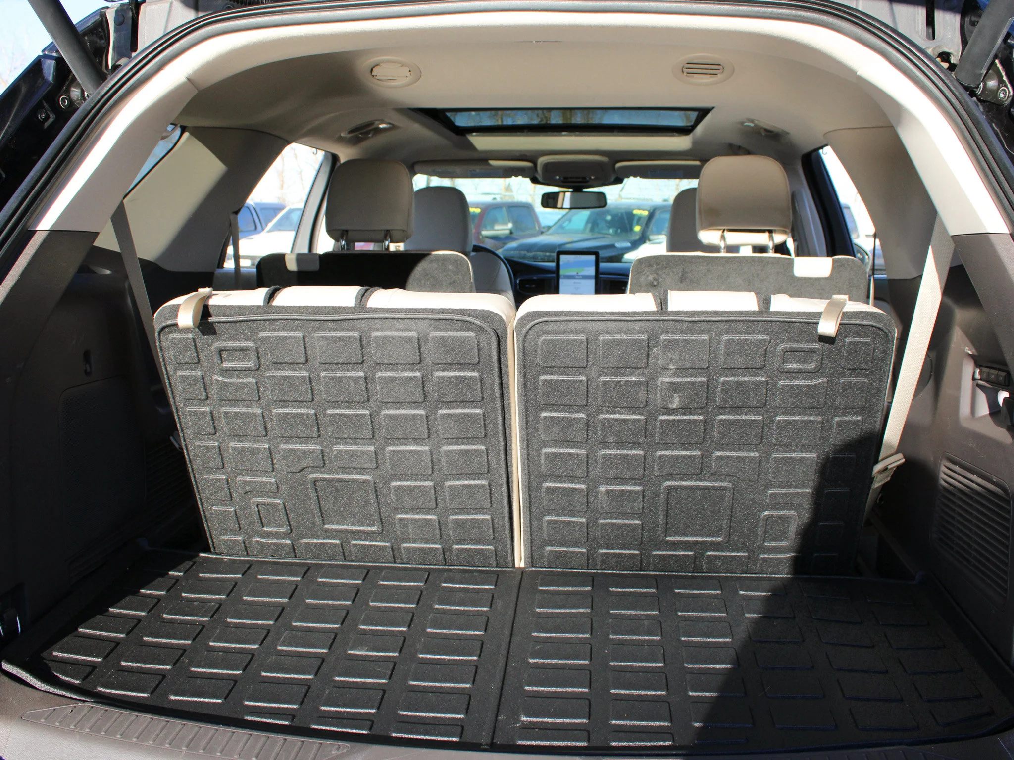 Certified Used 2023 Black Ford Platinum * No Accidents | Apple CarPlay | Luxury 3-Row SUV | Bang & Olufsen | Adaptive Cruise image 20