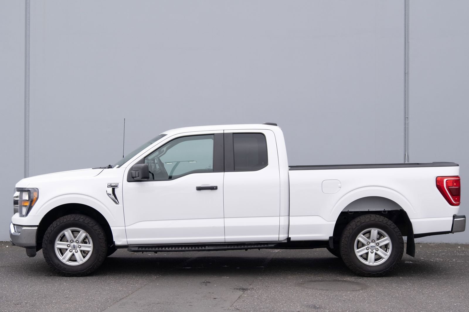 Used 2023  Ford XLT image 21
