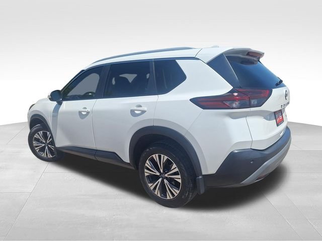 Used 2023 White Nissan SV image 6
