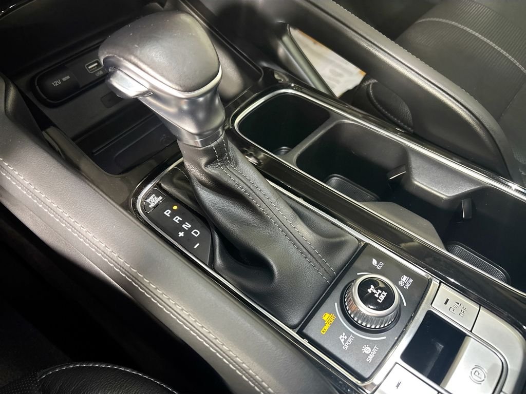 Used 2021 Gray Kia EX image 18