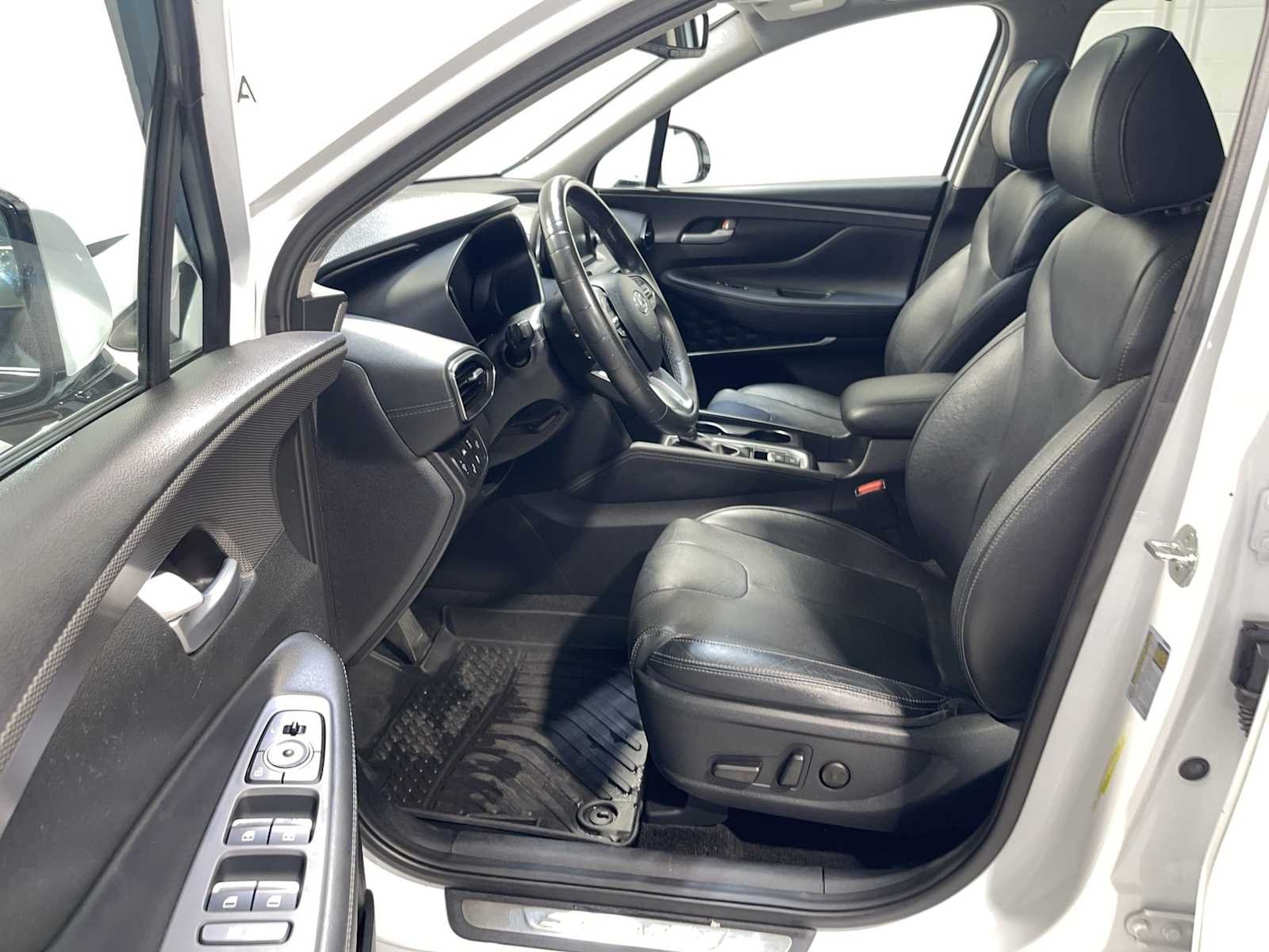 Used 2019 Hyundai Santa Fe Limited with VIN 5NMS5CAA7KH125938 for sale in Verona, NJ