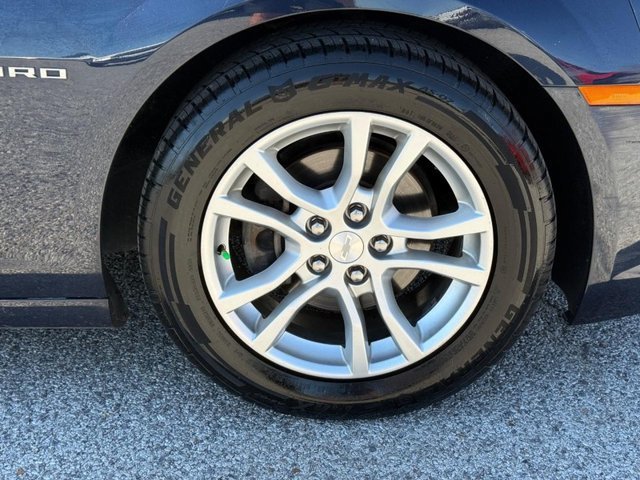 Used 2015 BLUE VELVET METALLIC Chevrolet LS image 7