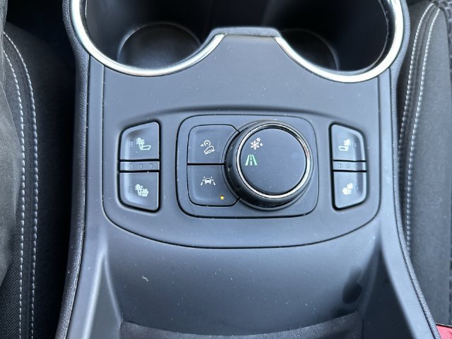 Certified Used 2024 Downpour Metallic GMC SLE image 35