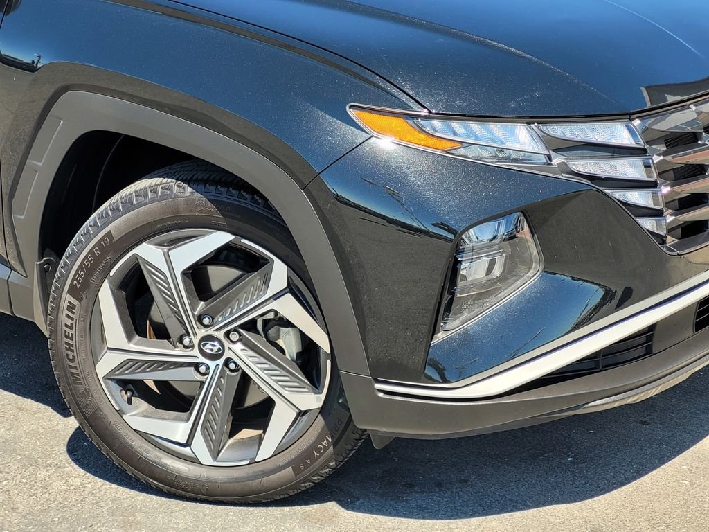 Certified Used 2023 Black Hyundai SEL image 9
