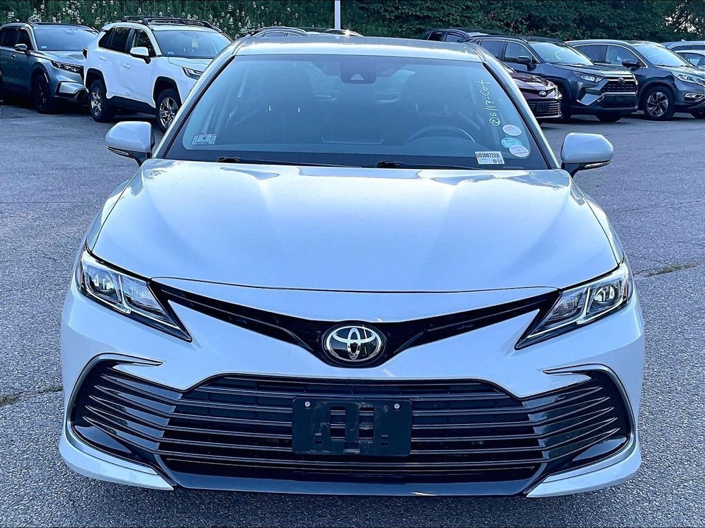 Used 2022 White Toyota LE image 2
