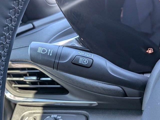 Used 2024 Gray Buick Preferred image 31