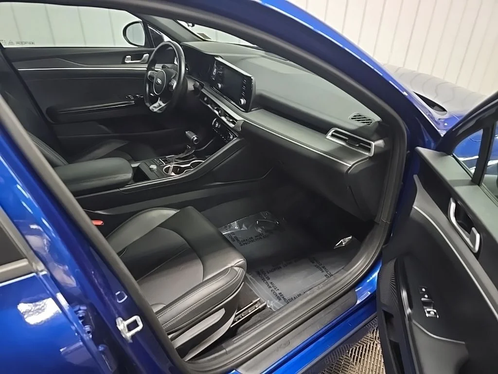 Used 2021 Blue Kia GT-Line image 15