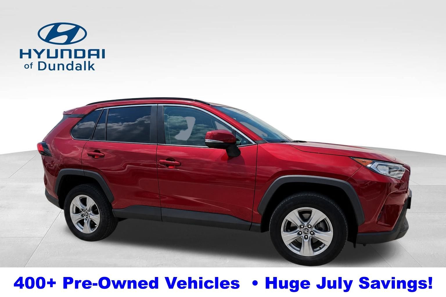 Used 2020 Red Toyota XLE image 1