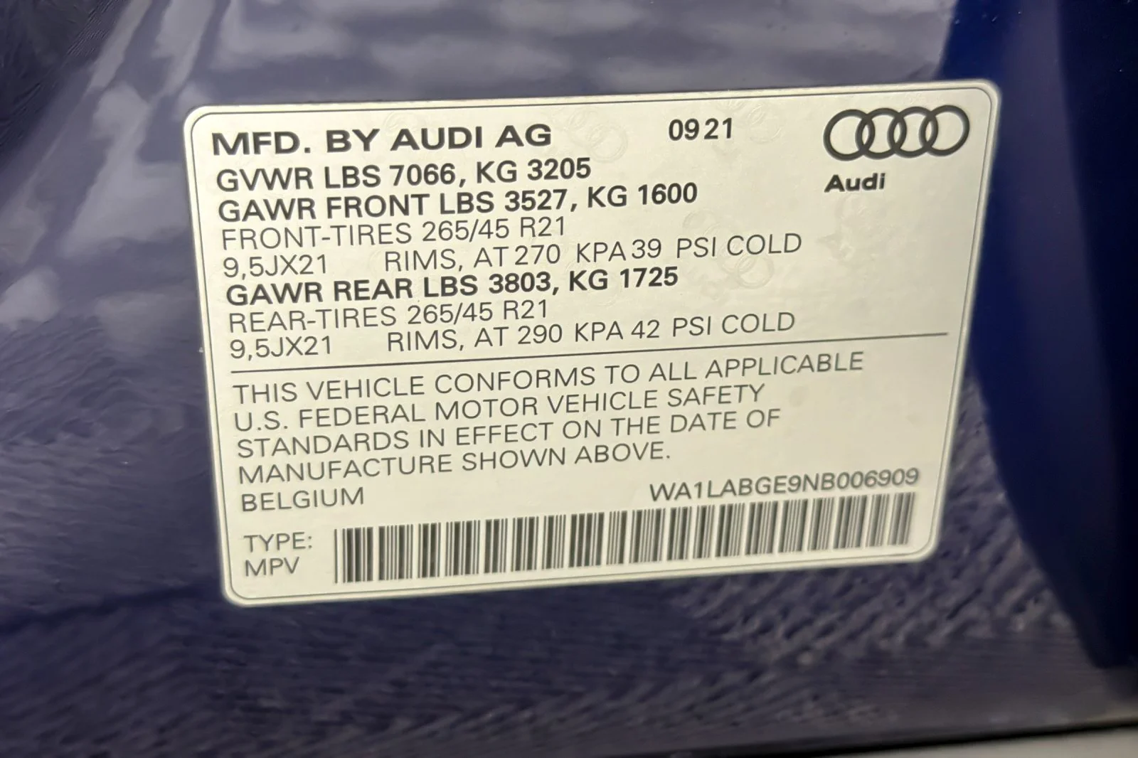 Used 2022 Navarra Blue Metallic Audi Premium Plus quattro image 27