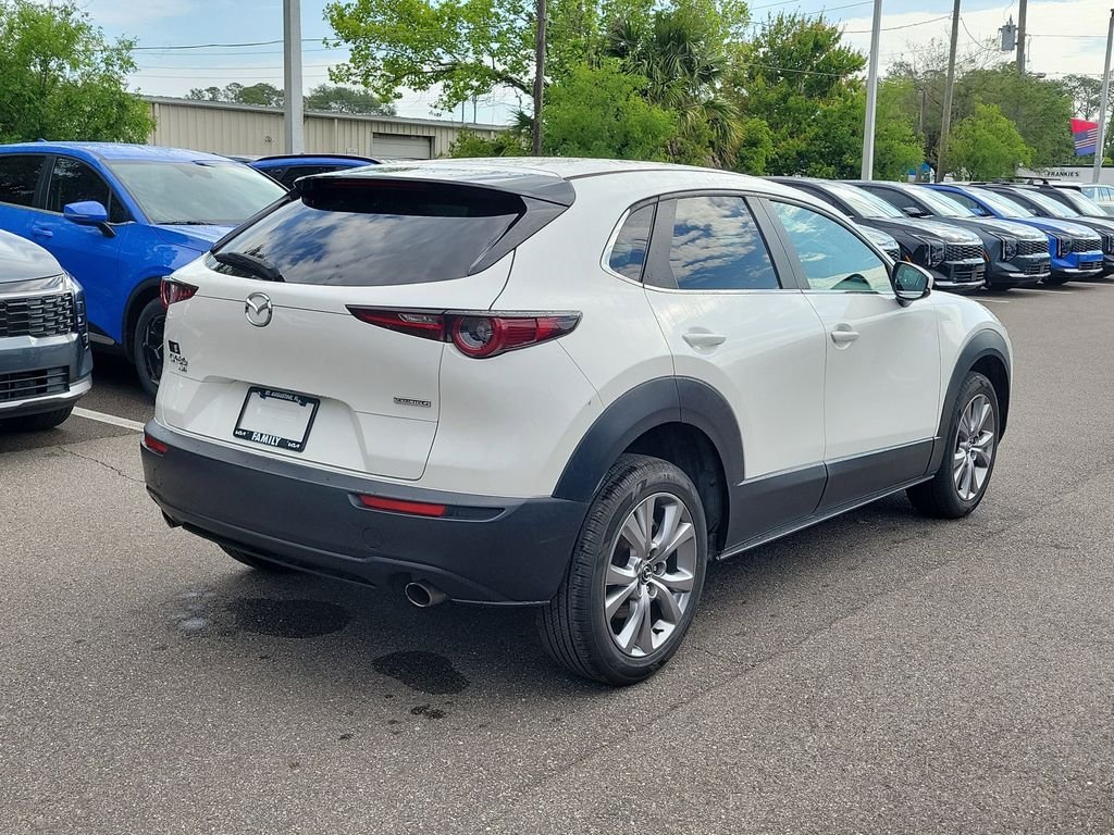 Used 2021 White Mazda Select image 6